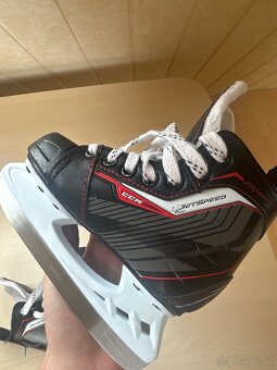 Hokejové brusle CCM JetSpeed 250 Junior - 4