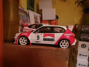 Toyota corolla wrc 1:18 Autoart rarita rally Loix - 4