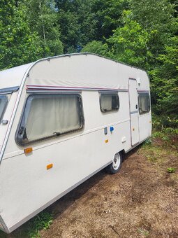 Karavan obytný přívěs s TP - 4