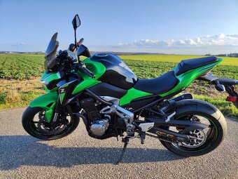Kawasaki Z900 - 4