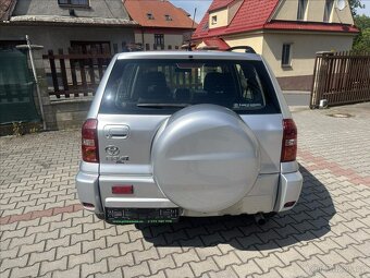 Toyota RAV4 2.0 110kW 2005 135551km 4x4 BEZ KOROZE - 4