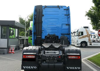 Volvo FH500 6x2 Pusher - tahač návěsů - 4