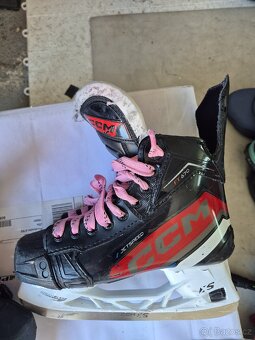 Prodam brusle CCM FT670 Jetspeed vel.4.5 - 4