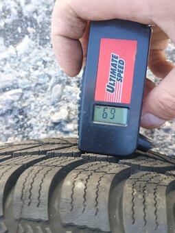Zimní pneu Sava 165/70 R14 - prodám - 4