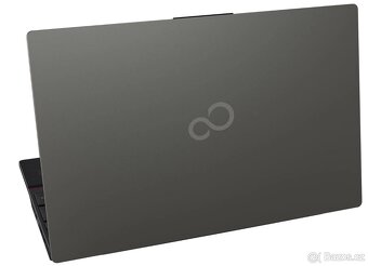 Fujitsu LIFEBOOK E5512 15.6" IPS i7-1255U 32GB 1TB Záruka - 4