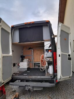 Iveco Daily 3.0l obytné pro motorsport - 4