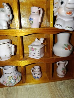 Dřevěná chaloupka s miniatury - 4