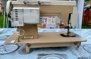 Šicí stroj Lucznik 415 - 4