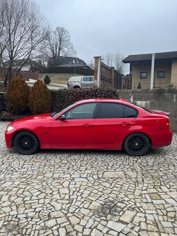 Bmw e90 320d - 4