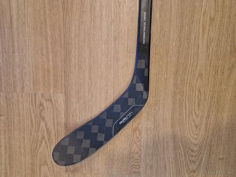 Hokejka Pravá RIBCOR TRIGGER 8 PRO Flex 70 P28 - 4