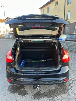 Ford Focus 1,6 TDCi hatchback - 4