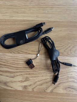 JBL Tour One M3 Black — NOVÉ - 4