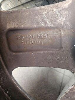Vw Tiguan orig alu kola 16" včetně zánovní pneu - 4