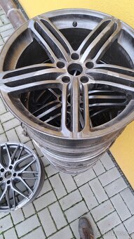 Originál Audi Pompei R20 5x112 4ks Sada - 4