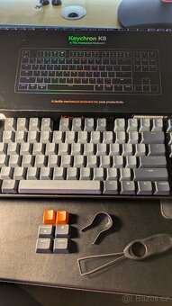 Keychron K8 Hot-Swappable (Gateron Red) - 4