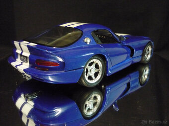 Dodge Viper GTS Coupe Maisto 1/18 - 4