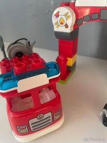 LEGO 10903 DUPLO HASIČSKÁ STANICE - 4