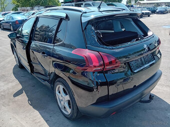 Peugeot 2008 Facelift 1.2 ( HM01 ) 60kW r.2018 černá na náhr - 4