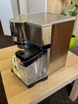 Pákový kávovar Delonghi EC850.M - 4
