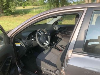 KIA Ceed 1.4 benzín - 4