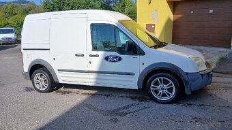 Ford tourneo connect 1.8 benzin,85kw - 4