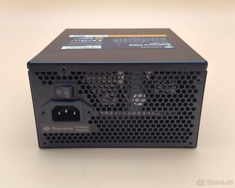 Prodám PC zdroj SilentiumPC Supremo FM2 750W Gold - 4
