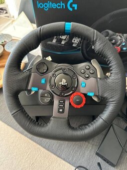 Logitech G29 s pákou - 4