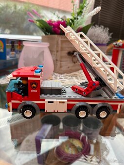 Prodám lego city Hasičská stanice - 4