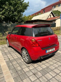 Suzuki Swift Sport - 4