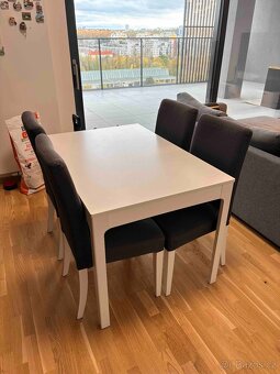 Jídelní stůl EKEDALEN  + 4x židle HENRIKSDAL - 4