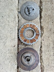 Spojka jawa 550/555 č2 - 4