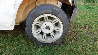 Kola na dětské elektrické auto Hummer - 4