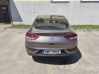 Hyundai i30 fastback - 4