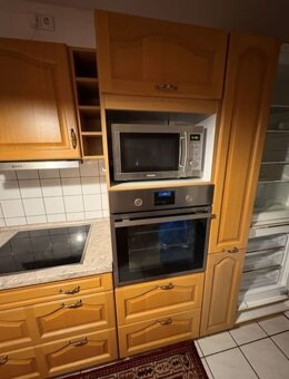 Rovná dubová kuchyně s vestavěnými spotřebiči,5732 - 4