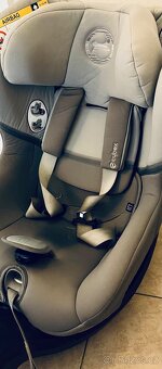 Otočná autosedačka Cybex - 4