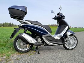 Piaggio Beverly 300i - 4