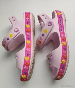 sandálky Crocs Hello Kitty - 4