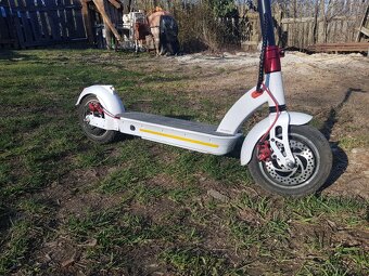 Elektrokoloběžka MS Energy e10 Scooter - nafukovací kola - 4