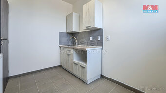 Pronájem kancelářského prostoru, 701 m², Praha - 4