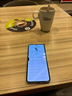 Mobyl samsung galaxi 5 - 4