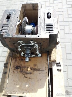 Rozvodovka Zetor 7045 - 4