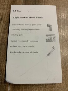 Náhradní hlavice na kartáček Oral-B - 17A - 4