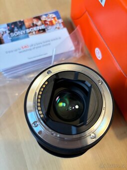 sony 20mm f1.8 full frame - 4