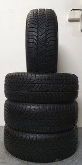 4x -- 205/55 R16 Zimní sada pneu Pirelli / Continental -- - 4