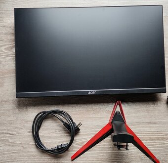 Monitor Acer Nitro VG240Y - 4