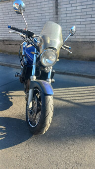 Honda Hornet - 4