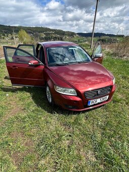 Volvo v50 - 4