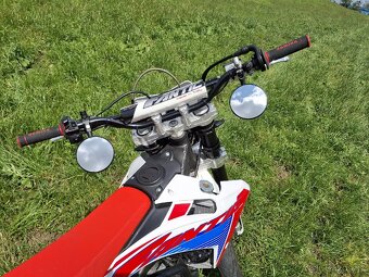 Motocykl Fantic 125 - 4
