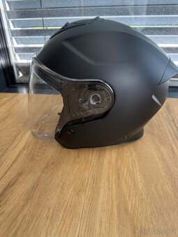 Helma na motorku Caberg Flyon II matt black - 4