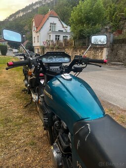 2x Honda VF 750 S - 4